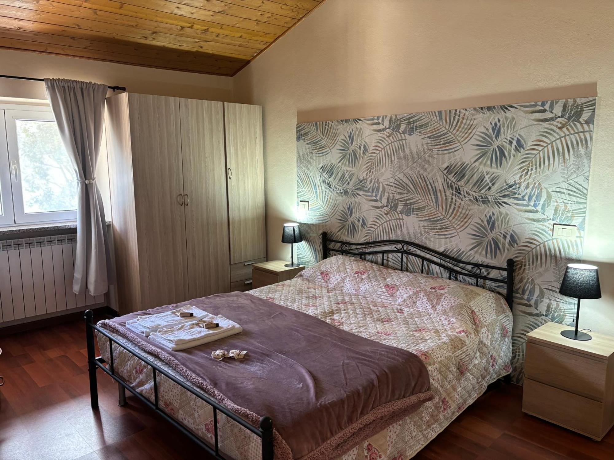 Rifugio Sul Lago Di Lugano A Porto Ceresio Kültér fotó