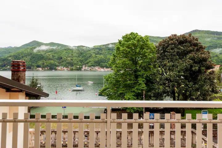 Rifugio Sul Lago Di Lugano A Porto Ceresio Kültér fotó